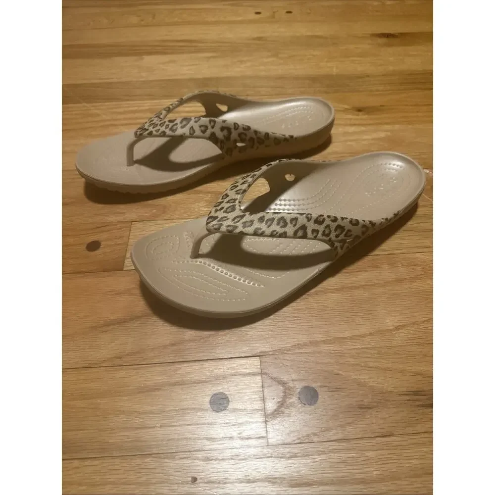Crocs Kadee II Leopard Flip Flop Sandals Women's Size 11 Comfort Casual
